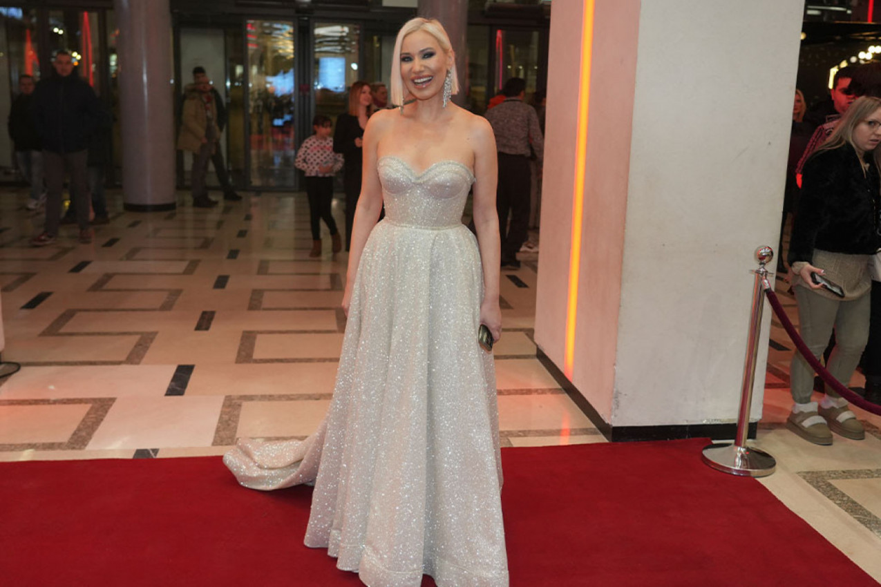 MARIJA VELJKOVIĆ najzad otkrila tajnu vitke linije: Ovo su sve prednosti i mane AUTOFAGIJE! (VIDEO)