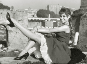 Francuska BOGINJA: Bila je slavna, moćna i otrov za muškarce, ali svet joj jedan greh nikad nije oprostio