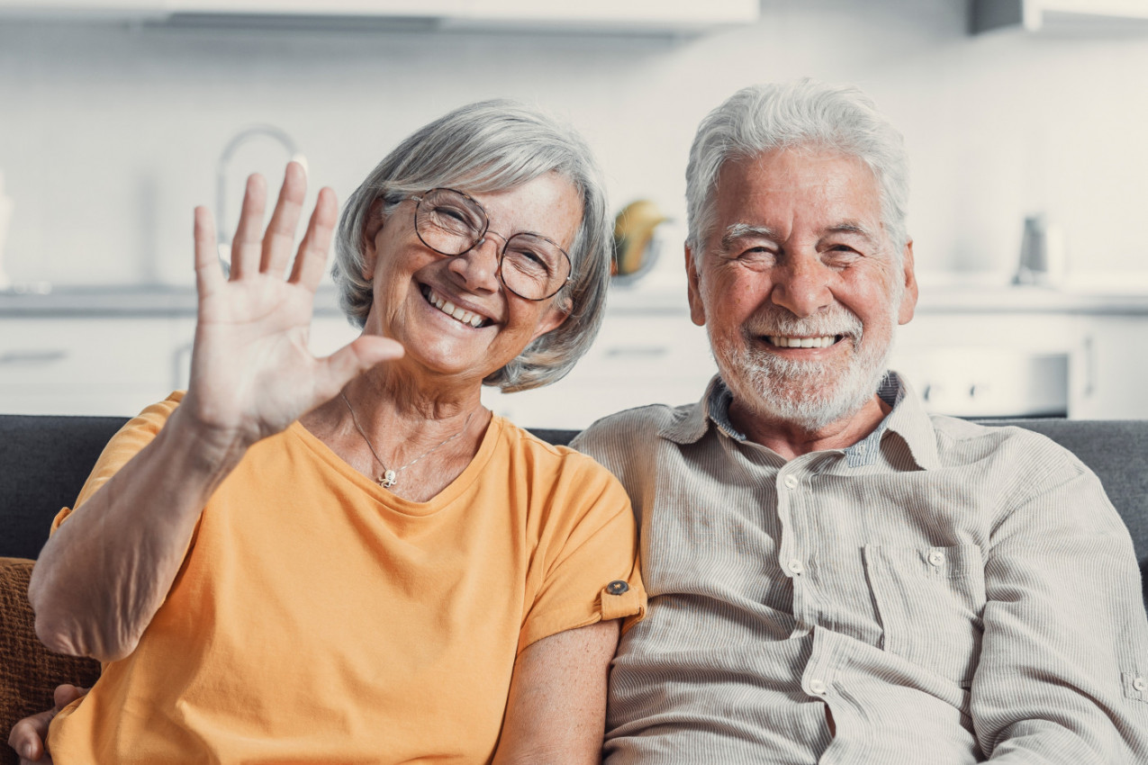 Naučnici najzad imaju objašnjenje zašto ŽENE žive DUŽE OD MUŠKARACA!