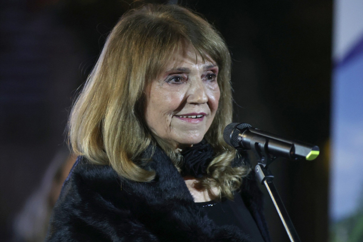 Od bake LJILJANE STJEPANOVIĆ nasledila sve, i talenat i izgled: Sećate li se male Milice iz "Selo gori, a baba se češlja"?