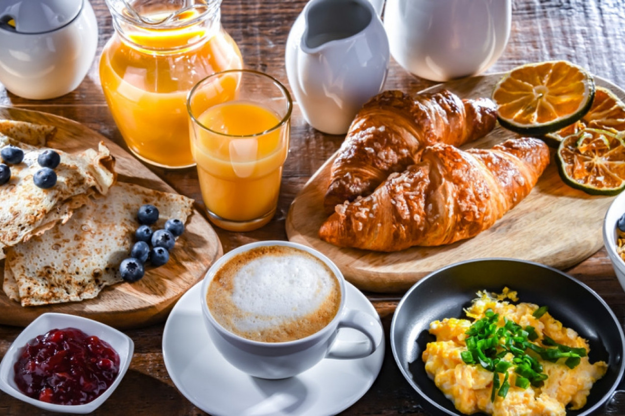 Samo ovako ćete očistiti creva: Dr ČUBRILO otkriva kako svi koji su stariji od 30 godina moraju da počnu dan