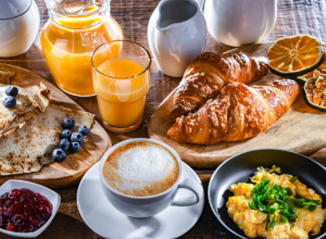 Samo ovako ćete očistiti creva: Dr ČUBRILO otkriva kako svi koji su stariji od 30 godina moraju da počnu dan