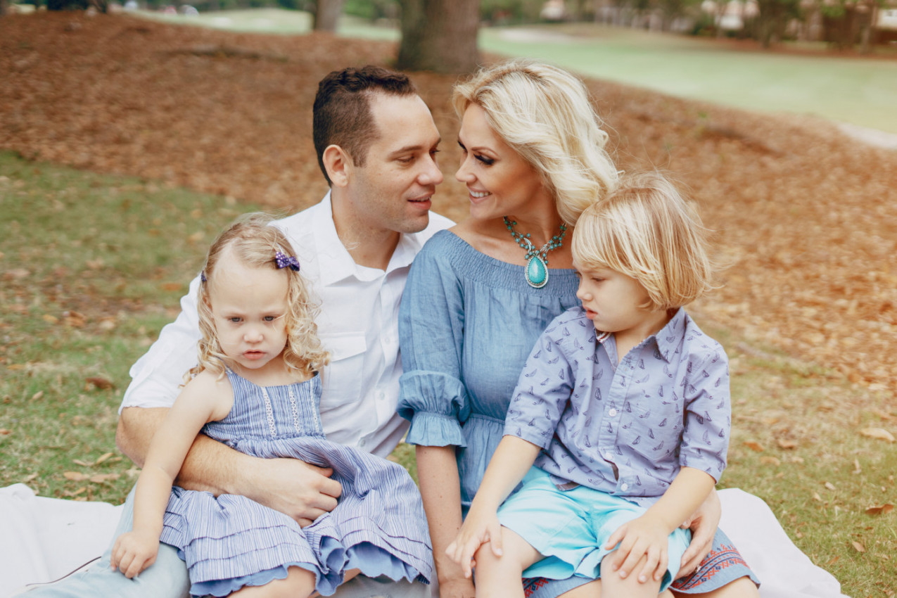 Roditelji su se pitali zašto su im BLIZANCI stalno BOLESNI, a jedan urnebesni VIDEO rešio je DILEMU! (VIDEO)