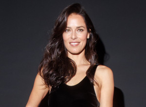 ANA IVANOVIĆ spremna da zasija: Da li ćemo i nju videti u ATRAKTIVNOM vešu večeras? (FOTO)