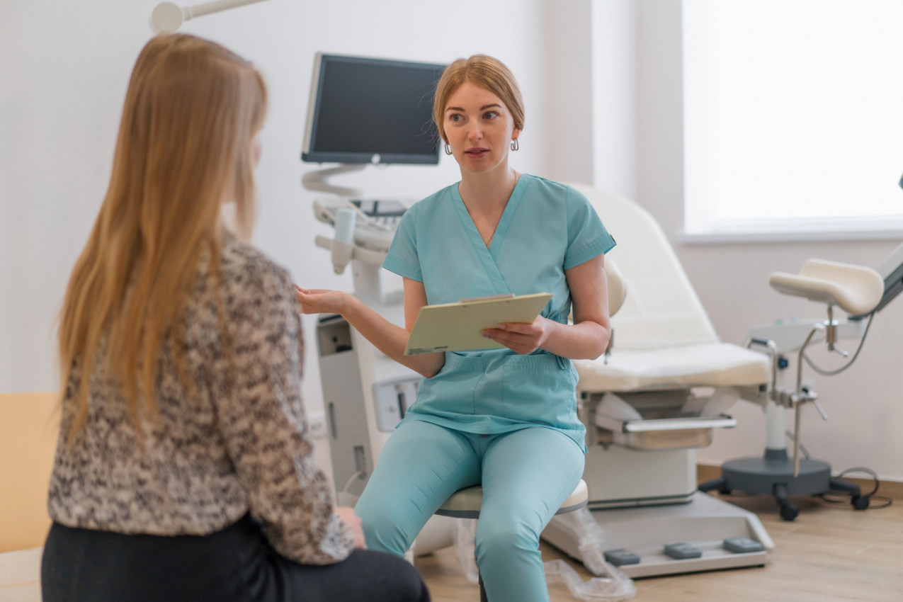 Verovali ili ne: Sindrom POLICISTIČNIH JAJNIKA može da se javi i nakon POROĐAJA!