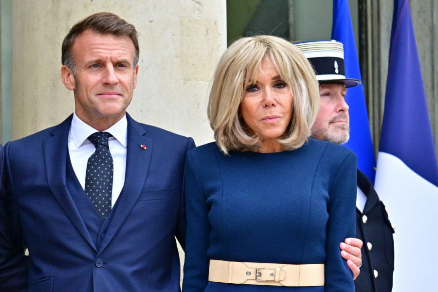 Brižit Makron (72) u najsmelijem izdanju do sada: Pomerila je GRANICE elegancije (FOTO)