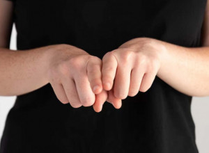 Stavite palac ovako i saznajte da li ste u opasnosti - TEST koji otkriva da li vam preti “tihi ubica” 