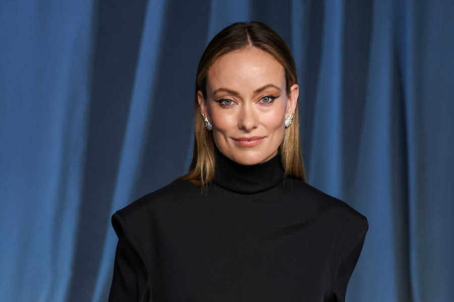 Zaboravite šljokice i golotinju: OLIVIJA Vajld pobrisala konkurenciju u CRNOJ HALJINI koju i vi možete da nosite