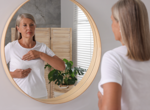 Kako treba da izgleda samopregled dojki: Svaka promena razlog je za odlazak lekaru