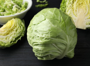 Ne nasedajte na izgled: Ova sorta kupusa NIJE ZA KISELJENJE - raspadne se u kaci!