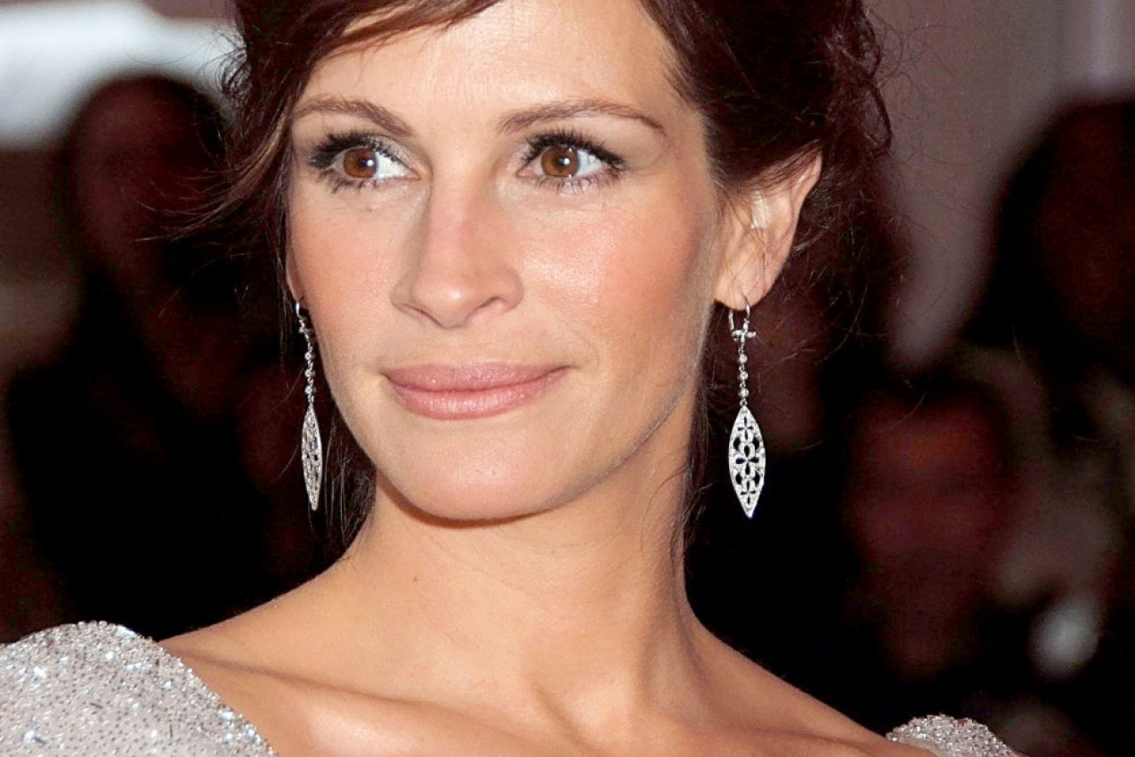 Što žena postaje starija, to se njen unutrašnji svet više odražava na njenom licu