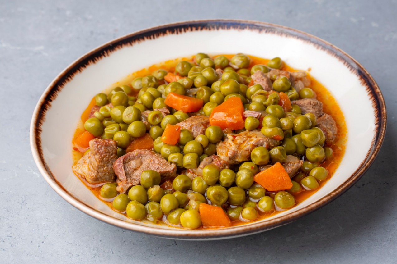 Majstorski trik za grašak! Evo kako da ga zgusnete BEZ ZAPRŠKE - jedna kašika ovoga sve rešava!