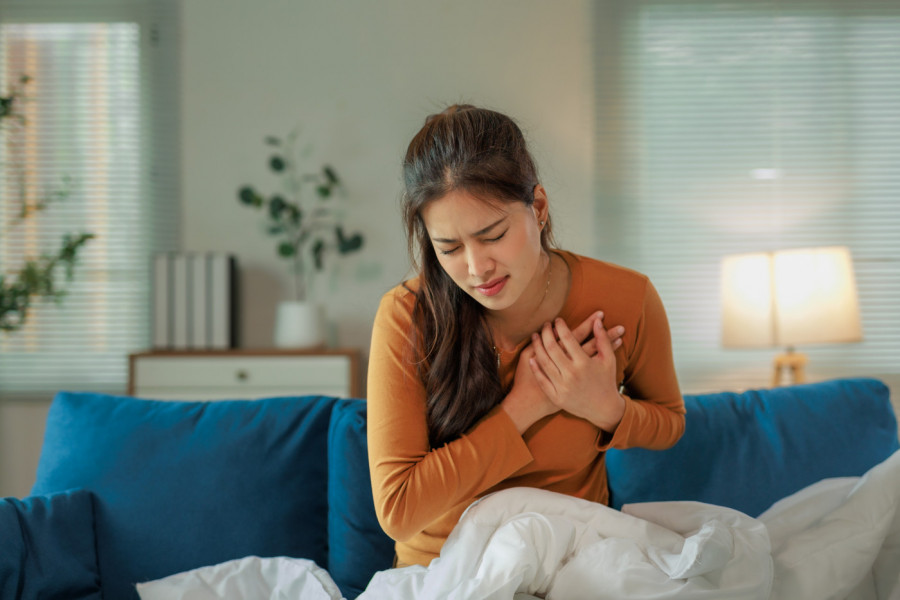 Legli ste da spavate, a onda je počelo LUPANJE SRCA: Javlja se i kod zdravih ljudi, a ovo je RAZLOG!