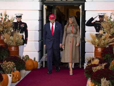 Cipele Melanije Tramp