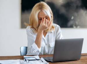 Probajte bez lekova: OVA dva NAPITKA pomažu da se rešite GLAVOBOLJE i vratite energiju