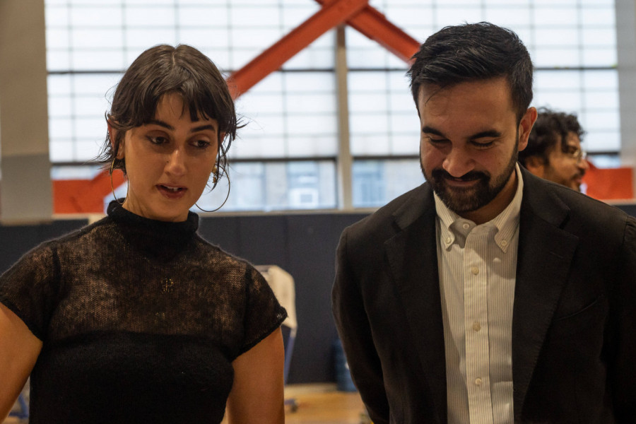 Prvi musliman na čelu Njujorka i njegova supruga UPOZNALI se preko APLIKACIJE, a brak proslavili vožnjom u metrou (FOTO)