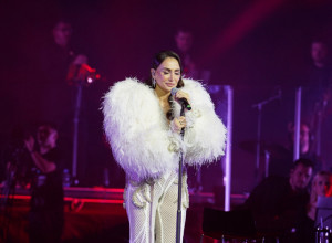 EMINU JAHOVIĆ za koncert obukao kreator koji radi za Naomi Kembel: Tragedija ga je odvela iz sporta u svet mode (FOTO)