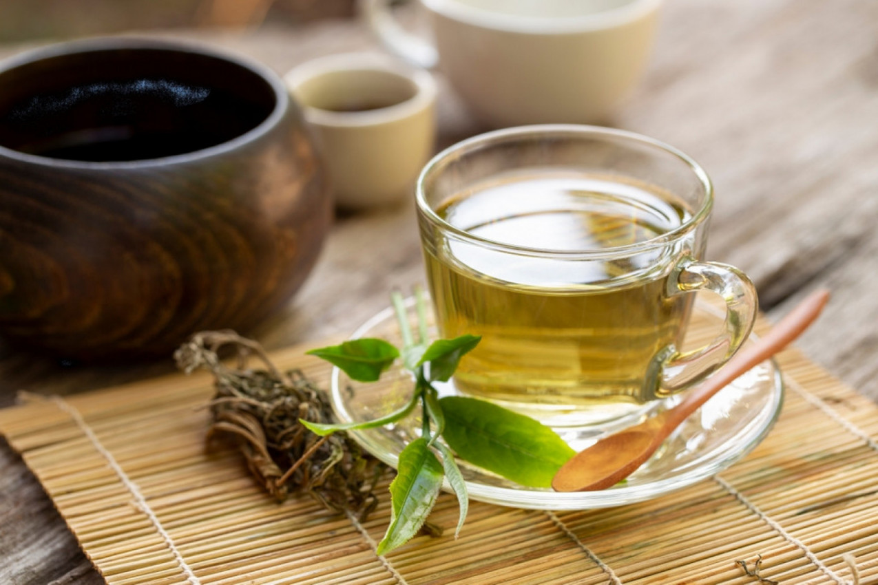Usporava STARENJE i  pokreće probavu: Jedna šolja ovog čaja dnevno donosi velike PROMENE