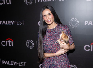 Demi Mur zablistala u Guči haljini kao devojčica, a tek njene čizme - prava inspiracija za eleganatan izgled