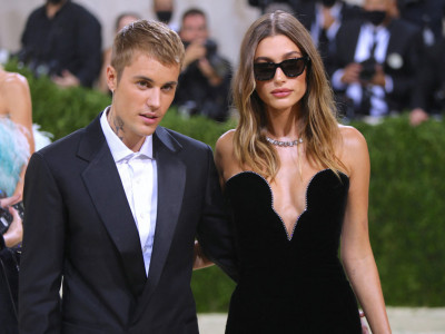 Poznati par na javnom događaju