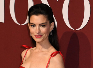 Nekada je važila za NAJBAHATIJU GLUMICU Holivuda, ali majčinstvo ju je totalno promenilo: Sada joj je porodica sve!