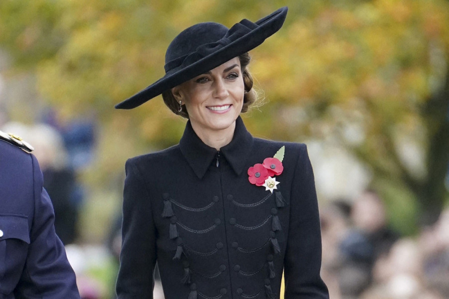 KEJT MIDLTON prvi put bez muža: Sama i dostojanstvena na komemoraciji, svi se pitaju gde je VILIJAM! (FOTO)