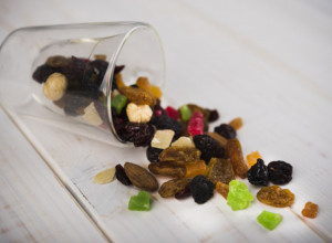 Ovo suvo voće je najbolji ČISTAČ JETRE: Ovako se uzima, a jeftino je i ukusno