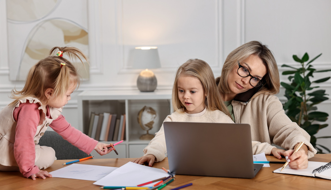 Prestanite da se mučite: Evo kako pametne ŽENE uspevaju da naprave balans između POSLA i porodice