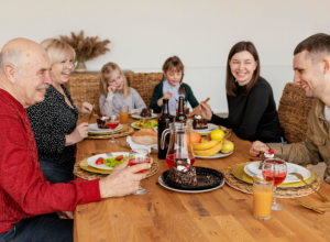 5 razloga zašto treba imati porodično veče barem jednom nedeljno