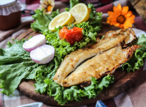 Ovaj posni preliv čini ribu mnogo ukusnijom: Jelo postaje sočno, a svi će tražiti još