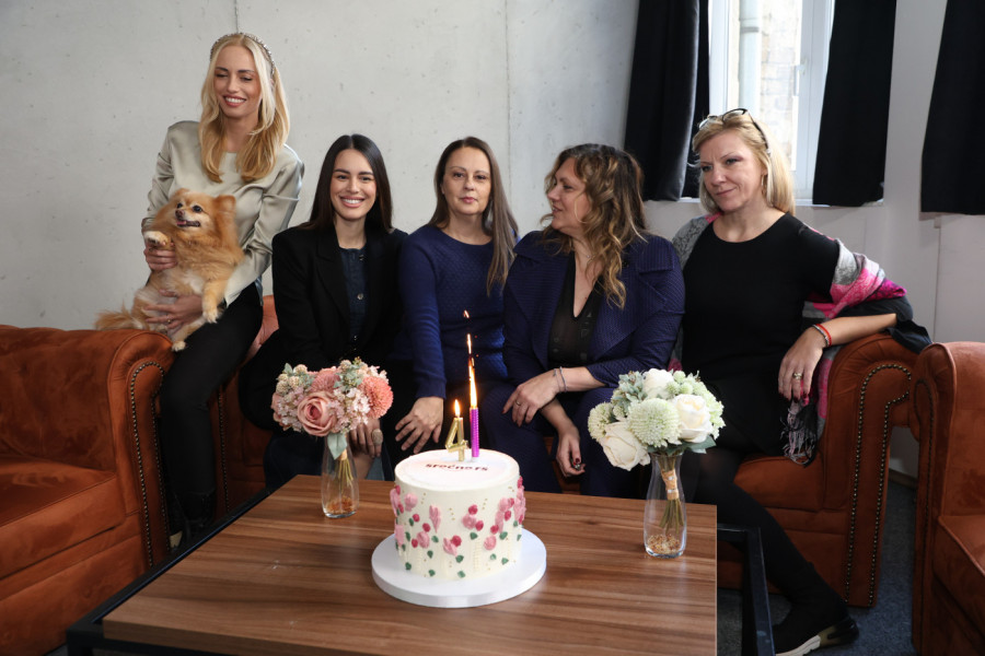 SREĆNE.RS slavi rođendan: 4 godine inspiracije, osmeha i pozitivne energije, a OVAKO smo počeli