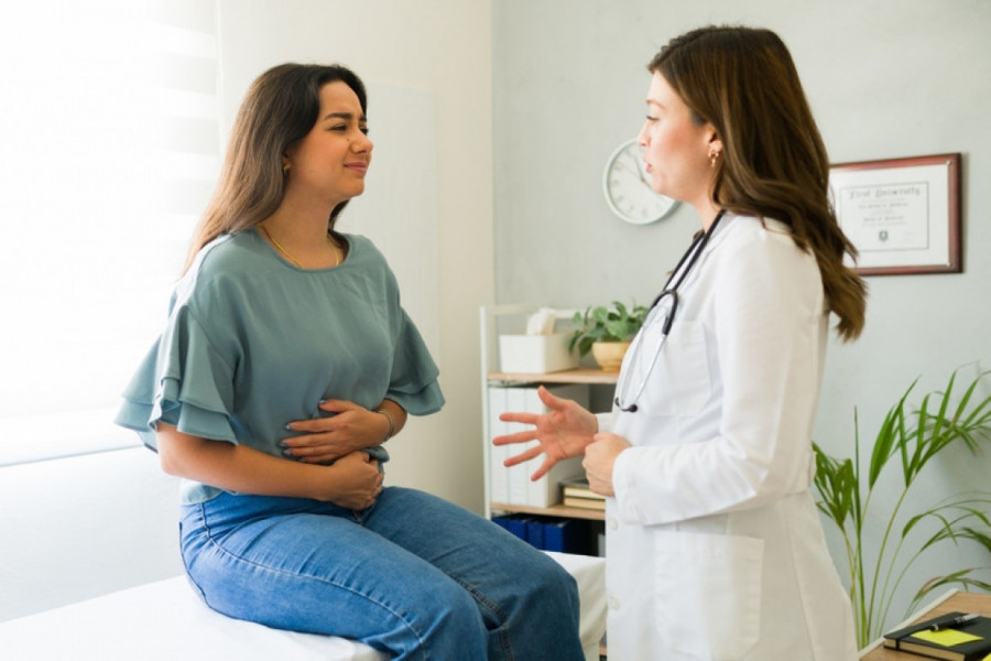 Lekari upozoravaju: 6 simptoma koji mogu ukazivati na rak debelog creva