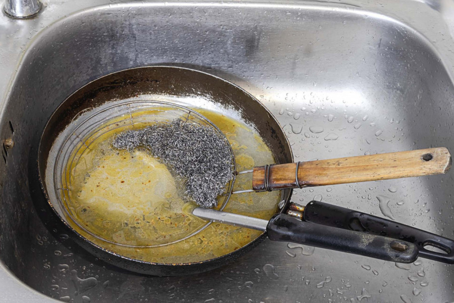 Vodoinstalater upozorava: Ne sipajte ovo u sudoperu - pravi katastrofu u cevima!