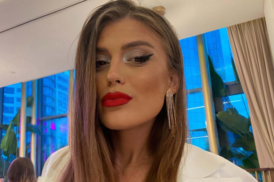 Šta me čini srećnom: Osim što osvaja izgledom, glumica Jana Mihailović niže uspeh za uspehom - a evo šta je pokreće (VIDEO)