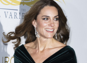 KEJT MIDLTON zapanjila izgledom: Pojavila se u istoj haljini posle 3 godine, ali jedna PROMENA je očigledna! (GALERIJA)