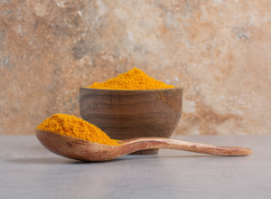 Kurkuma nije bezazlena: Prirodna je i snažna, ali ONI nikako ne smeju da je uzimaju