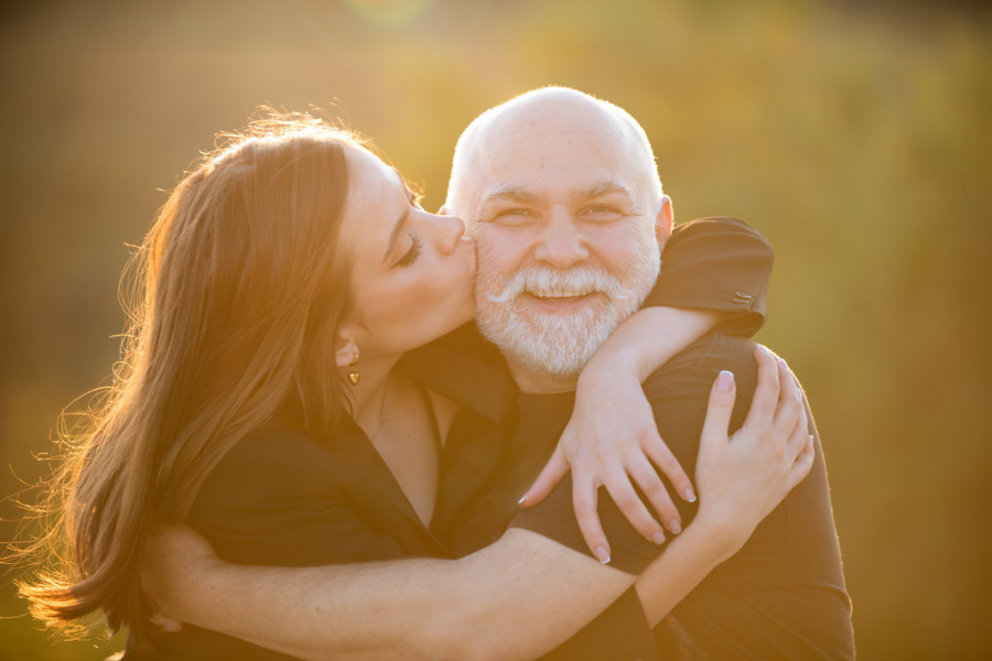 Godine su samo broj: Ona ima 23, on 56 - svi misle da su otac i ćerka, ali oni se ludo vole