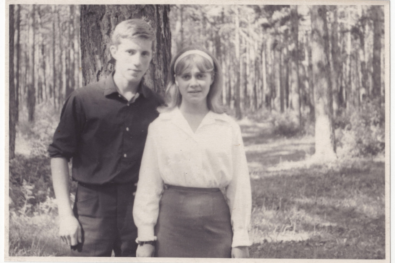 Upoznali su se pre 76 godina: Slagala sam ga da mi je minđuša ostala u njegovim kolima, upalilo je! (VIDEO)