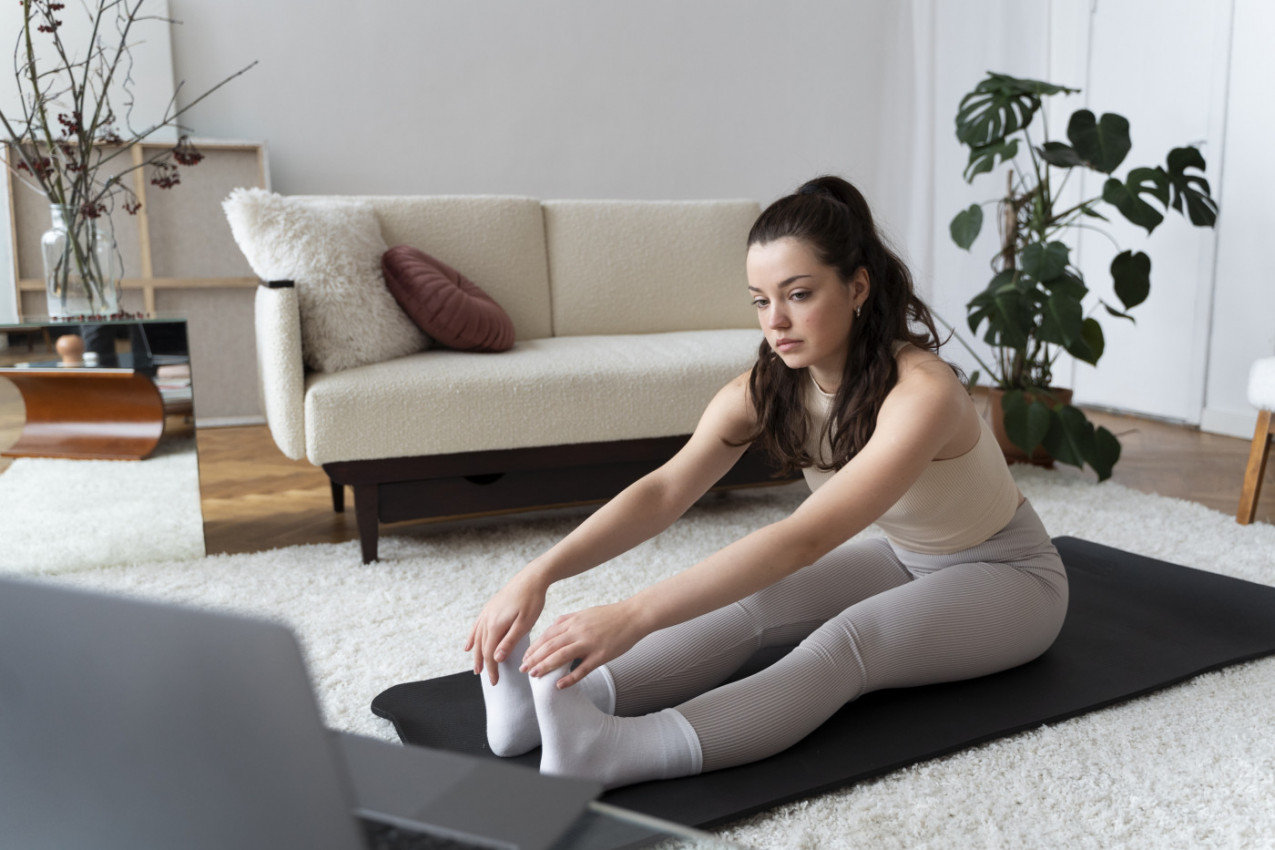 Vežbe koje aktiviraju celo telo bez sprava i fitnes opreme