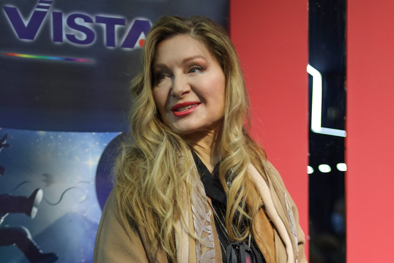 Nećete verovati koliko godina ima Danica Maksimović - besprekorno izgleda, a jede sarmu i hleb i kao da je vreme stalo za nju