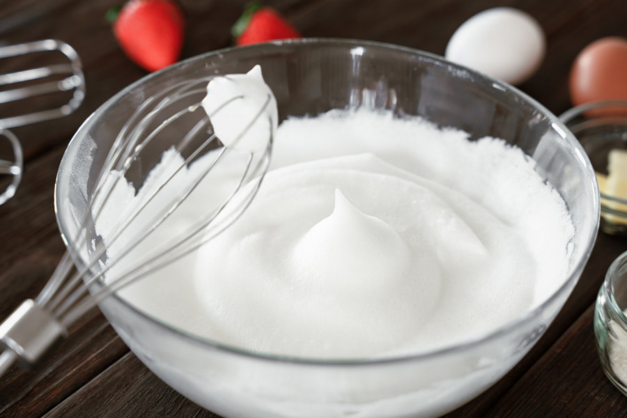 Kako da napravite savršen sneg od belanaca: U ovim cakama se krije tajna