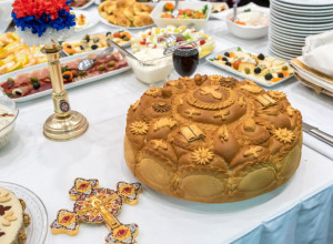 Ukrasite same slavski kolač kod kuće: Detaljan recept koji će oduševiti vaše goste