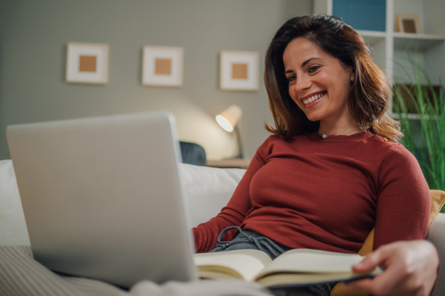 Razbudite se bez kafe i šećera: Brze tehnike koje OSVEŽAVAJU um i telo za svega nekoliko minuta