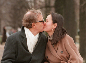 Slavni glumac se oženio ćerkom: Sada ima 90 godina i još se ludo vole, a njihova ljubav SVE JE ZGROZILA