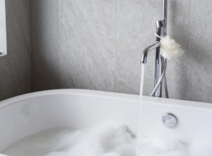 Zapušen odvod REŠAVA jedna KREMA koju ima svaka žena