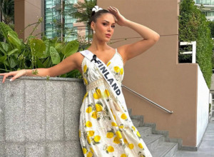 SMENJENA mis Finske: Zbog ove sporne fotografije oduzeli su joj krunu i dali je prvoj pratilji (FOTO)