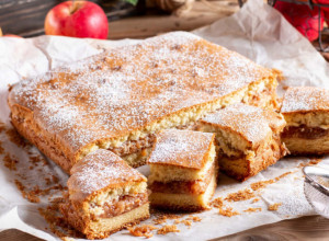 Recept za lenju pitu sa jabukama: Slatkiš sa kojim nikad ne možete da omašite