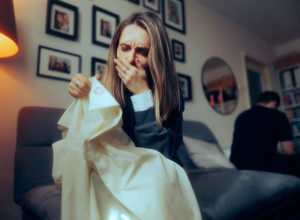 Ako muškarac radi ovih 5 stvari, verovatno će vas ponovo prevariti