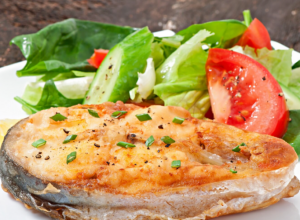 Koliko dugo pržena riba sme da stoji u frižideru? Posle ovog roka više NIJE BEZBEDNA za jelo