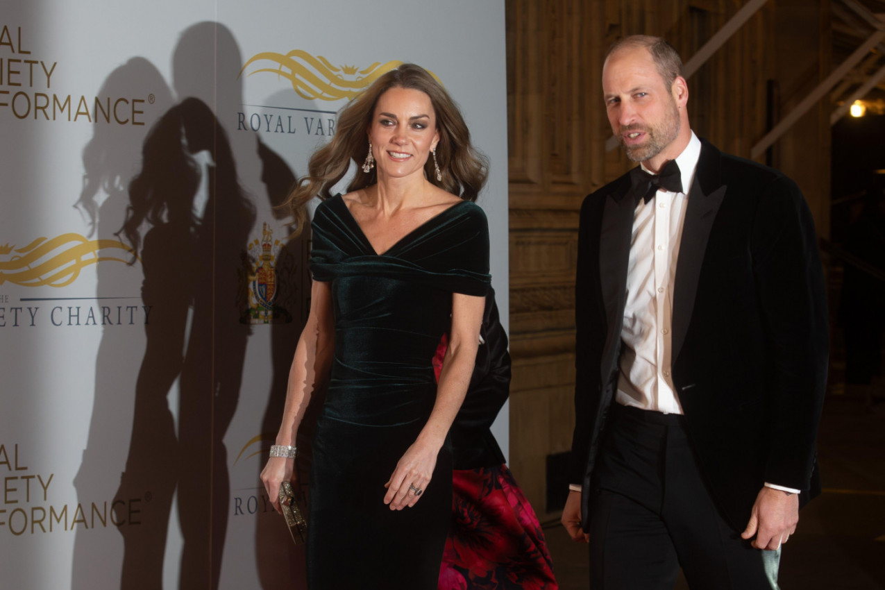 Humanost, snaga i elegancija: Princeza Kejt zablistala na Kraljevskom humanitarnom dogođaju, a stigla je da pokloni i jelku